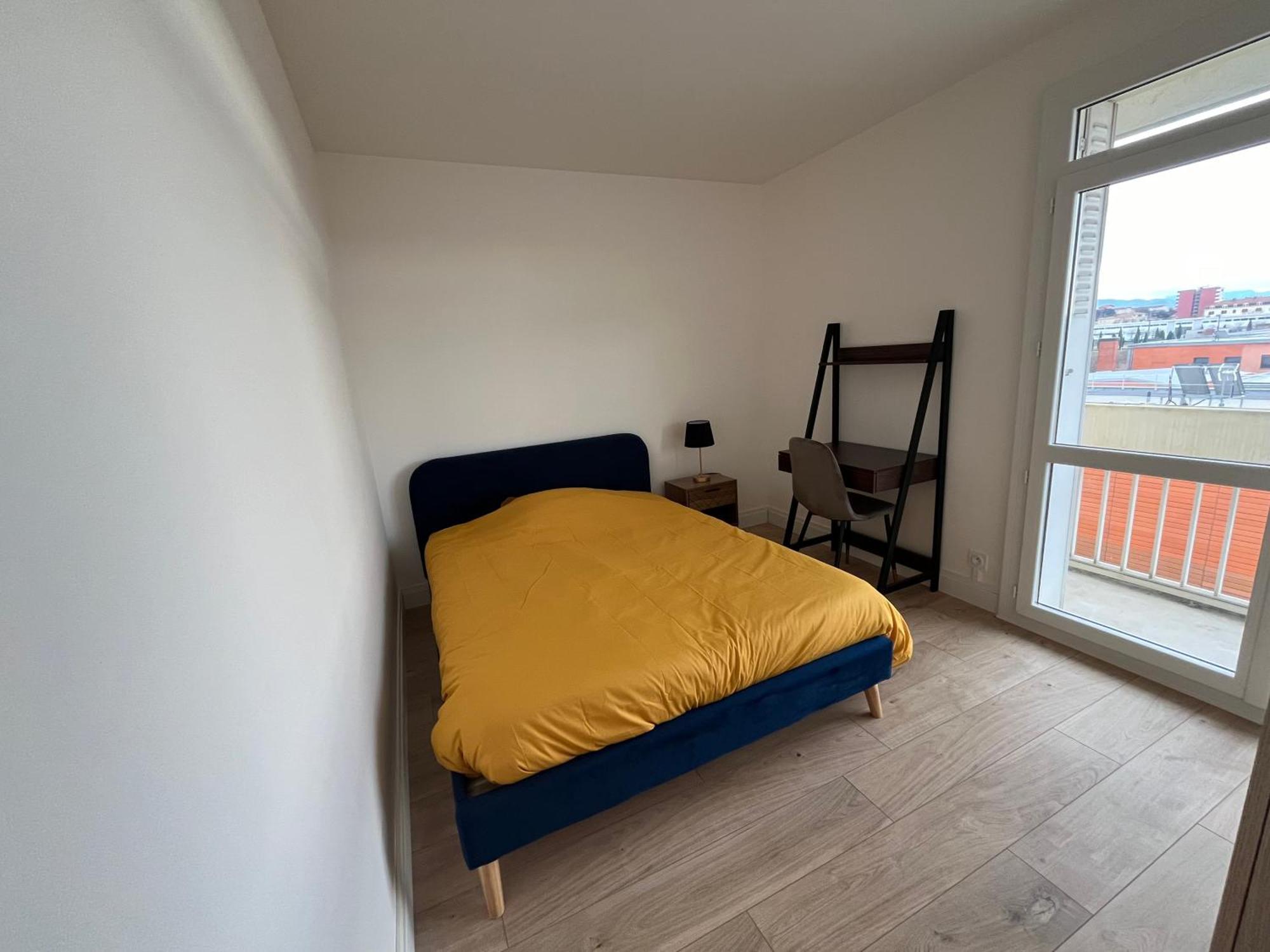 Skyview 4 Apartment